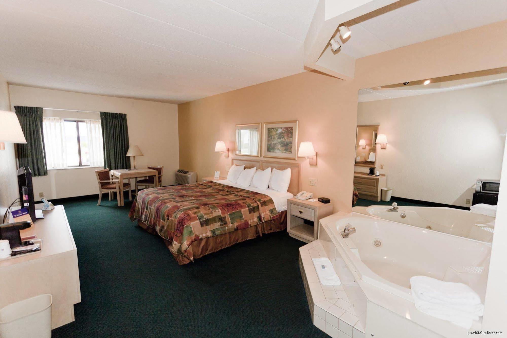 Western Hotel 3*